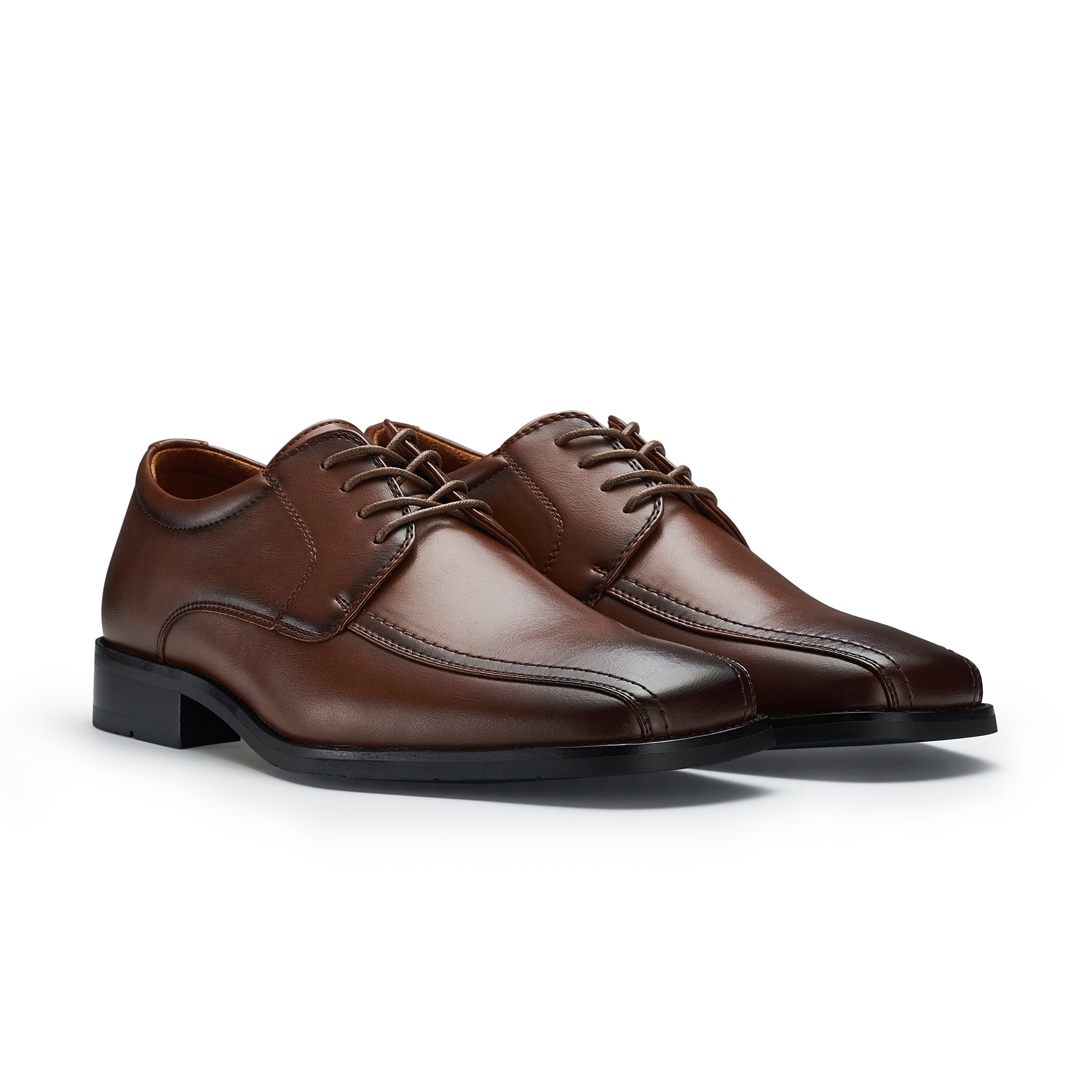 Men's Apron Toe Derby Shoes | Benson by Ferro Aldo | Conal Footwear | Paired Angle View